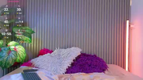 .         . online show from September 18, 12:31 pm