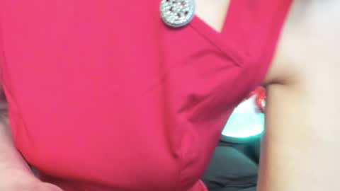 lunamisteriosa_ online show from February 24, 11:57 am