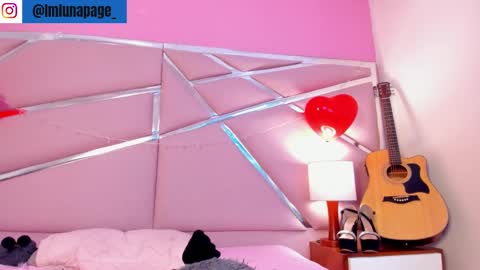 Snapshot of lunapagee chatting on February 17, 2:17 pm Luna Page online show from February 17, 2:17 pm
