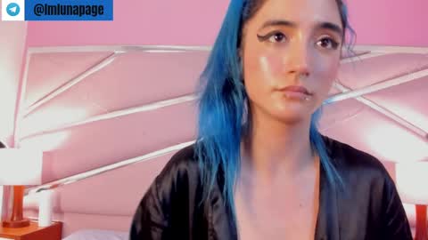 Snapshot of lunapagee chatting on March 4, 5:24 pm Luna Page online show from March 4, 5:24 pm