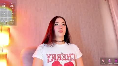 Luna  online show from March 7, 5:46 pm