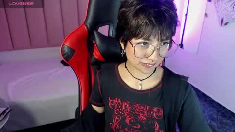 lunarichy online show from May 28, 8:51 pm