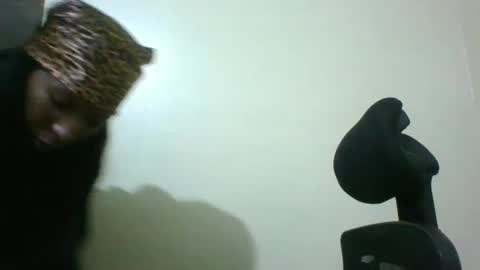 LunaShow1 online show from December 20, 6:15 pm