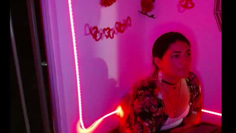 lunavegan online show from November 6, 6:16 am