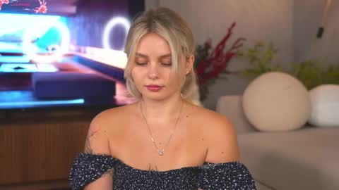 Evi online show from May 16, 8:11 am