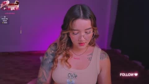 LUNA ROSE online show from September 23, 5:01 am