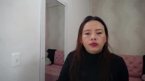 Snapshot of lunnadoll chatting on February 22, 3:01 am Katty what ever do you want on my pv is for extra tokens minimi 250 tks ty u for understand online show from February 22, 3:01 am
