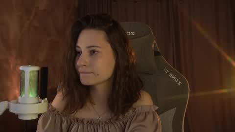 Amelia online show from May 8, 10:04 pm