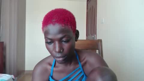 luo_queen online show from May 26, 10:32 am