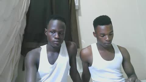 luoislove online show from December 19, 6:58 pm