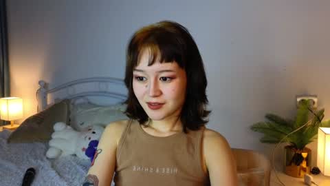 luomay online show from December 2, 10:35 am