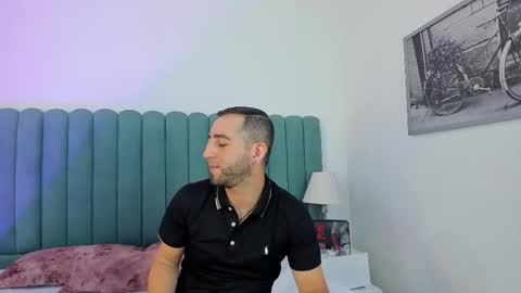 Lushian And Luna online show from March 5, 3:54 pm