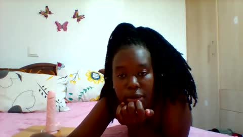 lushlola254 online show from January 11, 9:48 am