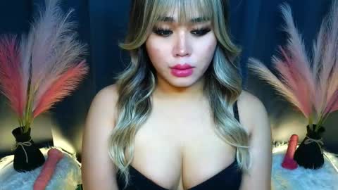 Snapshot of lushmystique chatting on September 15, 5:20 am lust online show from September 15, 5:20 am