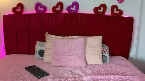 lushy_sweeet online show from March 7, 2:44 am