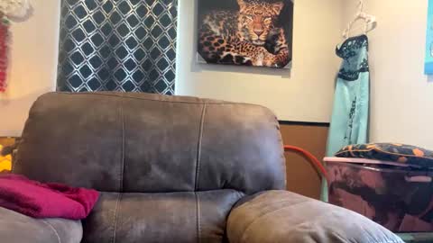 LUST online show from November 11, 7:27 pm