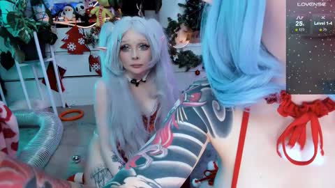 Asami online show from December 21, 8:15 pm