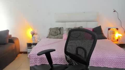 lustful__babe online show from March 9, 1:49 pm