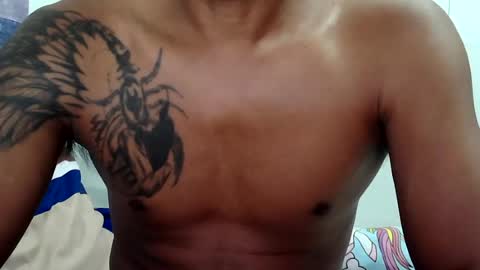 lustfull_apple online show from August 7, 12:42 am