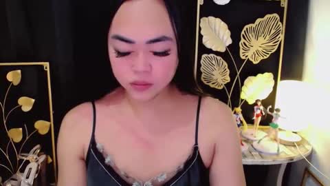 Trina online show from March 26, 2:39 am