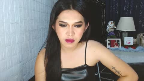 Snapshot of lustress_katalina69 chatting on February 8, 1:22 am lustress_katalina69 online show from February 8, 1:22 am