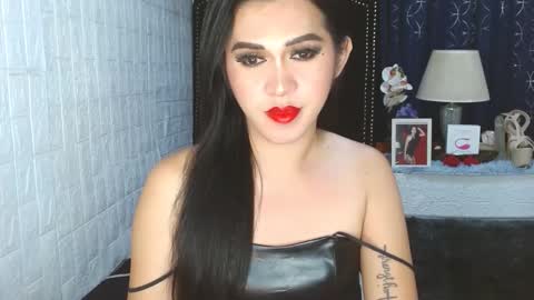 Snapshot of lustress_katalina69 chatting on February 24, 4:38 am lustress_katalina69 online show from February 24, 4:38 am