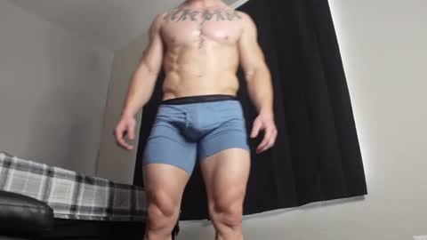 luther_daddy online show from November 15, 7:37 pm