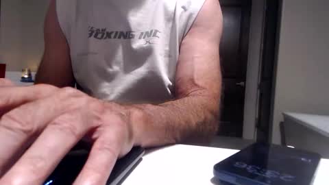 luv_missle online show from March 31, 6:36 am