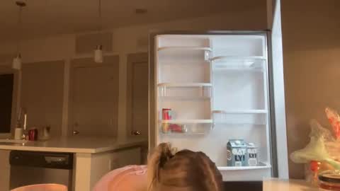 Aimee online show from December 23, 3:34 am