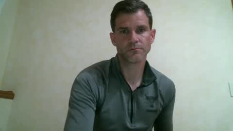 luvalonsix online show from September 19, 1:54 am