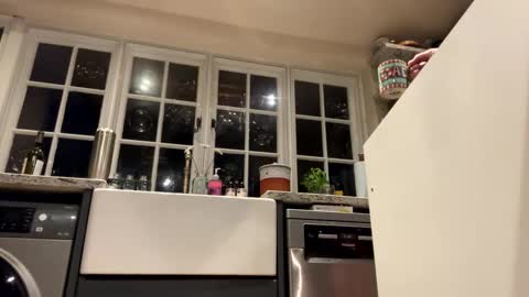 luvcamgirlz online show from March 3, 5:53 am