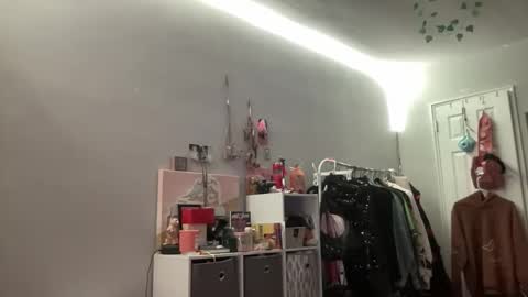 luvkoko online show from February 3, 1:46 am