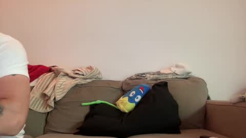 luvkoko online show from October 12, 8:40 am