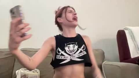 luvkoko online show from January 18, 7:06 am