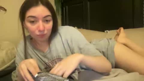 luvrxstarx online show from February 13, 3:21 am