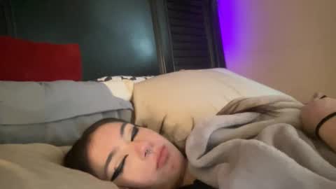 luvrxstarx online show from December 3, 9:26 pm