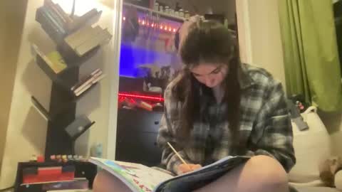 luvrxstarx online show from December 23, 5:35 am