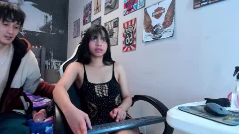 lux hexx online show from January 15, 4:32 am