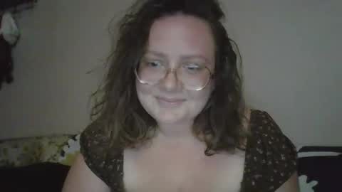 Lux anne online show from October 6, 6:31 am