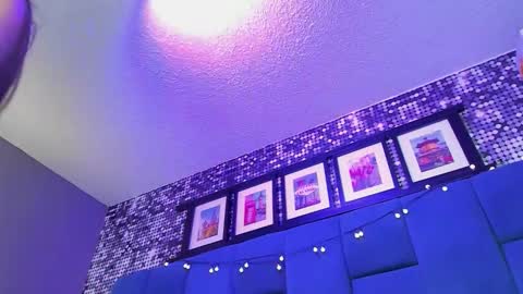 lux_bitchx online show from November 2, 6:13 am