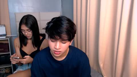 Snapshot of lux_white chatting on March 12, 9:35 pm queen lux online show from March 12, 9:35 pm