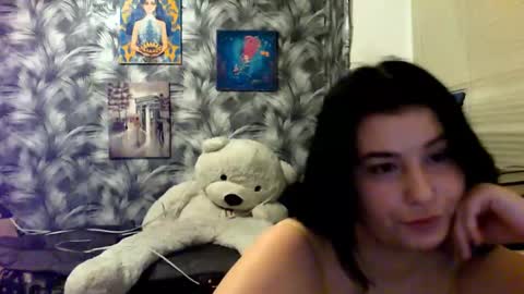 Stefany online show from February 19, 11:25 pm