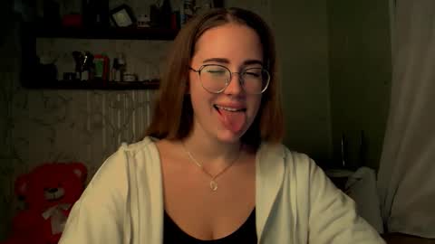 Katie online show from November 23, 6:17 pm