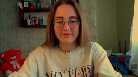 Katie online show from October 2, 9:52 am