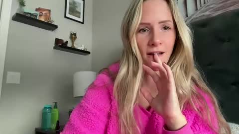 Lucylux1 online show from December 2, 6:16 pm