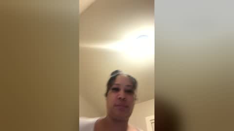 luzy3435 online show from February 2, 9:27 am