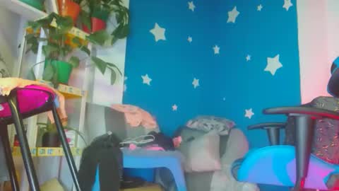 luzzy  I hope your visit and that we manage to get very hot online show from February 15, 8:40 pm