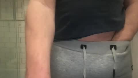 lvguynextdoor440656 online show from March 9, 2:16 am