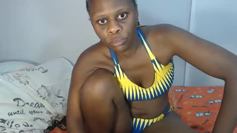 LWANDLE17 online show from February 13, 6:26 pm