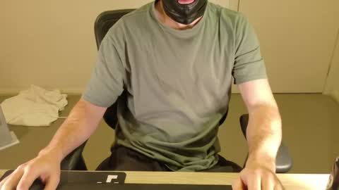 lxgxnd99 online show from May 22, 1:18 pm